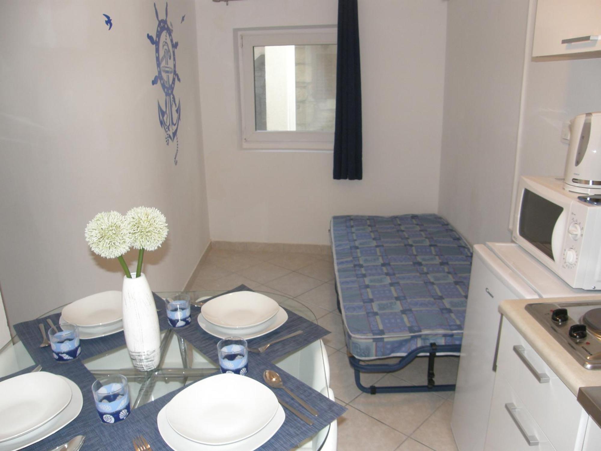 Zal Apartment Betina  Exterior photo